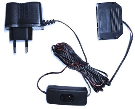 12V 6 Watt LED Steckertrafo Steckernetzteil Transformator mit Schalter und Miniamp Verteiler