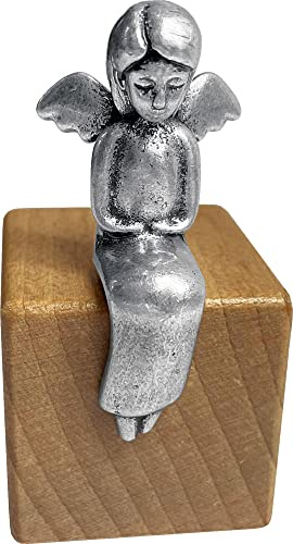 Engelfigur auf Holzwürfel – Dein Schutzengel ist bei dir: Dein Schutzengel ist bei dir. Engel aus Metall auf Holzpodest