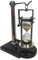 Authentic Models - Sanduhr, Stundenglas - exakt 30 Minuten - im Ständer - (LxBxH): 18,5 x 13 x 25,5 cm