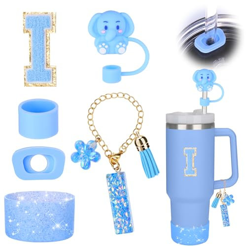 Mity rain Set di accessori per tazze stanley da 850,5 g e 1,134 g con manico, inclusi ciondoli con iniziali, tappo di copertura in paglia, stivale, adesivo, tappo a prova di fuoriuscite in silicone,