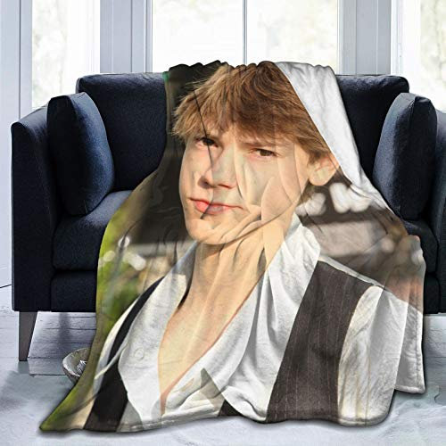 Amkong Thomas Brodie-Sangster ultraweiche Micro-Fleece-Decke, Überwurf, superweich, flauschig, leicht, hypoallergen, Plüsch, Bett, Couch, Wohnzimmer, 152,4 x 127 cm