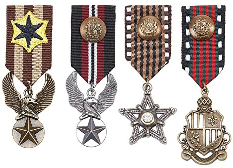 AHANDMAKER 4 Pcs Costume Militaire Insigne Médaille en Alliage, Broche de Médailles de Combat de Héros Militaire, Bouclier Aigle et Étoile Marine Militaire Insigne pour Hommes Manteau Veste Uniforme