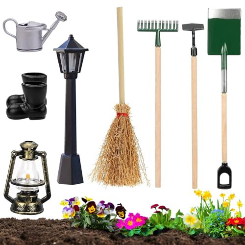 8 Pezzi Accessori per Giardino in Miniatura, FUKPO Oggetti in Miniatura Accessori Casa Delle Bambole, Set da Giardinaggio in Miniature Oggetti Lampioncini Scarpa Annaffiatoio Scopa Rastrello
