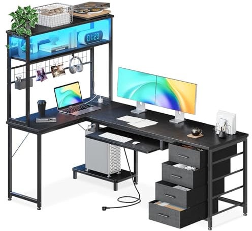 Scrivania Gaming con ripiani, Scrivania Gaming Angolare con Cassetti e Vassoio per Tastiera, Tavolo Gamer con LED e Presa di Corrente per giocatori, Nero, 149.5 × 100 cm