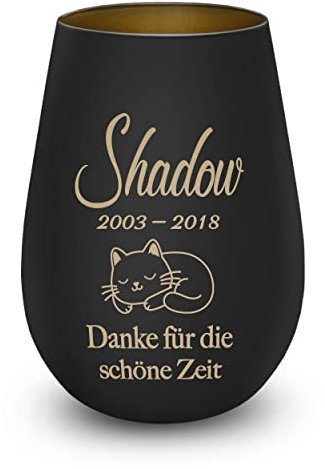 Trauerlicht Gedenklicht Andenken Windlicht Trauergeschenk Tod Erinnerung Teelichtglas Grablicht Kistallglas schwarz Katze liegend mit Gravur Name und Datum