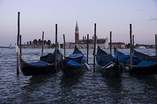 Hochwertige Fototapete - Gondeln in Venedig (Vlies-Fototapete (Kleistertapete)) 350 x 233 cm