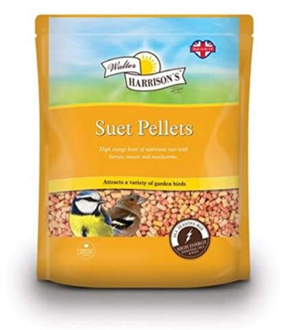 Walter Harrison's Suet Pellets For Garden Birds, Variety Pouch, 2 kg | High Energy Seed & Berry Mix, No Mess Formula, Attracts Various Birds, Resealable Pouch for Freshness
