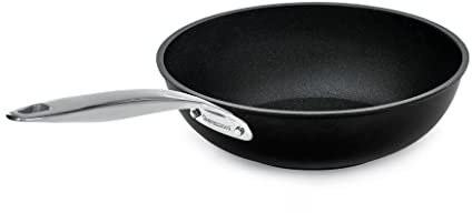 Barazzoni Black Titan Pro, Wok ø28cm, Manico in acciaio rivettato, Antiaderente Titan Pro (5 strati). Adatto ad induzione. Made in Italy