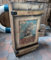 Generisch Shabby WANDSCHRANK Wand BARSCHRANK FRACHTKISTE Old Whale Whisky KISTE Vintage MINIBAR BAR Holz farbig 74cm H.