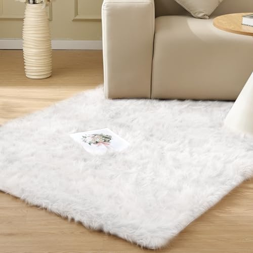 ORINOVA Flauschiger Teppich Weiß 120x180 cm Kunstfell Teppich Fellteppich Kuschel Weich Wohnzimmer Bettvorleger Schlafzimmer Waschbar