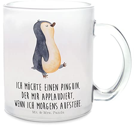 Mr. & Mrs. Panda Teetasse Pinguin marschieren - Geschenk, Schwester, spazieren, Langschläfer, stolz, Teeglas, Bruder, Tasse mit Henkel, Glas