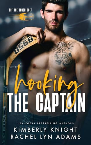 Hooking the Captain: A MM Hockey Romance (Off the Bench Duet Book 1) (English Edition)