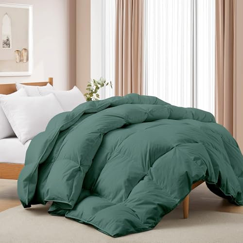 Deodar Bettdecke Daunendecke 200x220 | Ganzjahresdecke mit Daunen Federn 1135 GR. | Flaumige Steppdecke Schalfdecke 100% Baumwoll Bettbezug Atmungsaktiv & Waschbar | Öko-Tex RDS | Grün