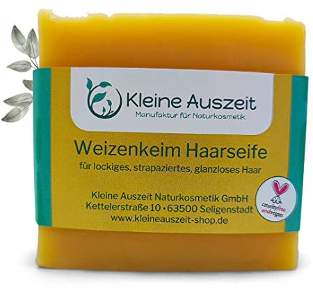 Kleine Auszeit Manufaktur Weizenkeim Haarseife – bei lockigem, glanzlosem und strapaziertem Haar, vegan, ohne Palmöl, ohne Plastik, handgemacht, 90 g