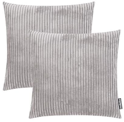 mokebo Dekokissen Set 'Die Kuschelbuddies', 2er-Set Cordkissen 45x45 cm mit Füllung in Grau, auch als Sofakissen, Zierkissen oder Couchkissen mit Cordbezug