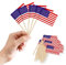 100 Stück Amerika USA Zahnstocher Flaggen Cocktail Stick Flaggen,Amerika Deko Fahne Mini Cupcake Topper Kleine Zahnstocher USA Fähnchen für Torten Fußball Präsidententag 4. Juli WM WM Pub Party Dekor