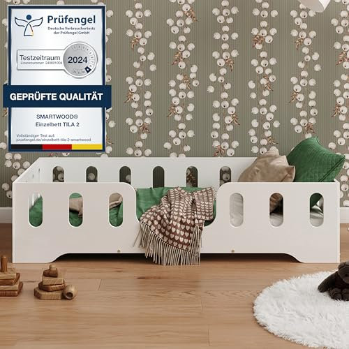 smartwood Bodenbett 120x200 Weiß - Montessori Kinderbett aus Holz mit FSC-Zertifikat TILA 2 mit Rausfallschutz & Lattenrost bis 300kg belastbar - Einfache Montage