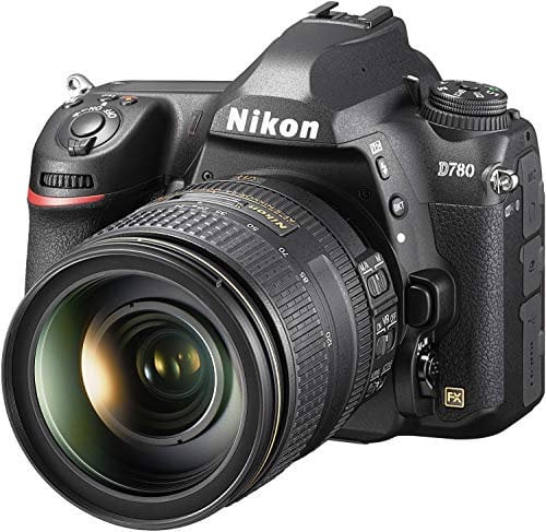 Nikon D780 + AF-S NIKKOR 24-120 VR Fotocamera Reflex Digitale, 24,5 MP, CMOS FX pieno formato, 2 slot CARD SD,Face Detect in AF Live View, mirino ottico, fino a 12 fps, Nero