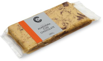 Castillo de Jijona - Crema de Turrón con Chocolate - Almendra 63%, Miel y Cobertura de Chocolate 7,5% - Calidad Suprema - Textura Suave y Sabor Intenso - Hecho en España (Jijona) | 250g