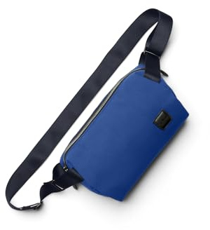 Bellroy Classic Sling 3L, Minimalistische Umhängetasche - Indigo | 3L minimalistische Alltags-Umhängetasche mit Innenfächern, verstellbarem Gurt und Autokomprimierungsfunktion