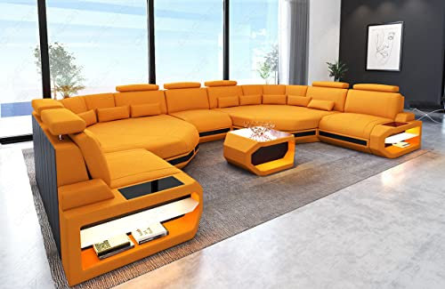 Sofa Dreams XXL Wohnlandschaft Asti Stoffsofa - mit LED Beleuchtung, verstellbare Kopfstützen, Ottomane/Mikrofaser/Ausrichtung wählbar (Schwarz-Aprico)