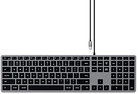 Satechi Slim W3 Wired Backlit Keyboard with Numeric Keypad – Illuminated Keys & USB-C Connection – for MacBook Pro, MacBook Air, iPad Pro, iMac and More (US-QWERTY LAYOUT)