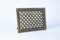 SEZAM Griglia di ventilazione in ghisa 22,3 x 2,3 x 15,5 cm, per stufe in maiolica, forni a legna e caminetti - griglia per aria calda- griglia d'ariaper stufa, dipinto in oro antico