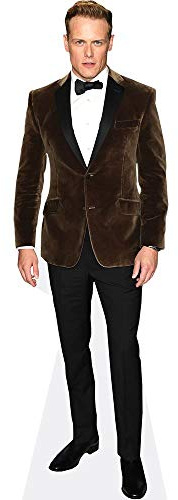 Sam Heughan (Brown Jacket) Pappaufsteller lebensgross