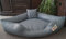 Hundebett Eckbett Hundesofa Schlafplatz Kunstleder Canto (130 cm X 130 cm, grau)
