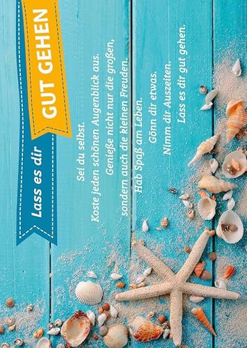 Postkarte Lass es dir gut gehen – Perfekt für Strandliebhaber, die inspirierende Botschaften und Urlaubsgefühle mit Muscheln und Seesternen schätzen.