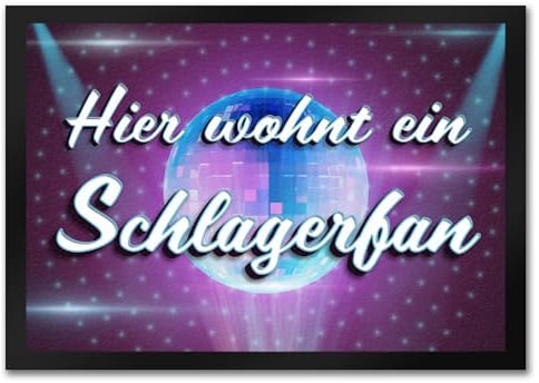 speecheese Hier wohnt EIN Schlagerfan Fußmatte in 35x50 cm mit Discokugel witziger Fußabstreifer als Geschenk für Schlagerfans oder als Deko für Deine Wohnung wenn du Deutschen Schlager
