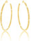 Große Creolen ELEGANCE Ohrringe Ohrreifen 60mm gedreht Ohrschmuck für Damen geflochten 18 Karat Gold plattiert mit Stecker mit einer hochwertigem Geschenkverpackung