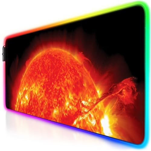 Titanwolf - RGB Gaming Mauspad XXL - LED Schreibtischunterlage 800x300 mm - Multi Color Mousepad - 11 Beleuchtungs-Modi - 7 Farben Plus 4 Effektmodi - Abwaschbar - Sonneneruption