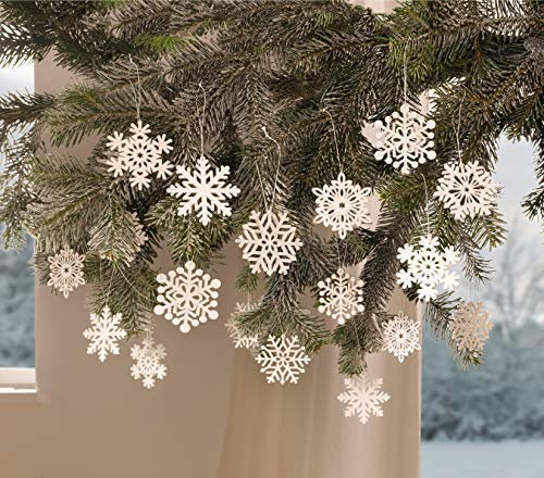 18 Dekohänger Schneeflocke aus Holz, weiß, Weihnachtsbaumschmuck, Christbaumschmuck zum Hinhängen, Filigrane Eiskristalle