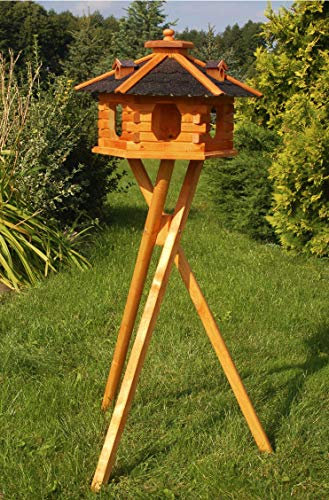Deko Shop Hannusch XXL Vogelhäuschen, Vogelhaus mit Bitumschindeln, behandelt, Futtervogelhaus, Verschiedene Dachfarben sowie Vogelhausständer (dunkel mit Ständer)