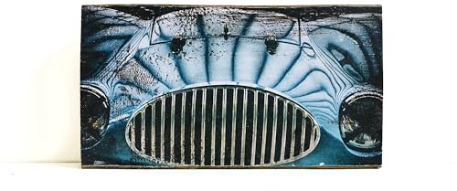 BildArt Vintage Rennwagen Oldtimer – Fotodruck auf Altholzbalken – Handmade Upcycling Holzbild – Retro Motorsport Wanddeko – Unikat - handgedruckt