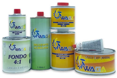 Kit Verniciatura Carrozzeria Waga Paint Tecniques - Stucco Beige 2KG + Cat, Fondo Acrilico Poliuretanico Riempitivo LT.1 Catalisi 4:1 Grigio Chiaro + Cat, Trasparente AntiGraffio LT.1 + Cat, Diluente