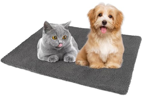 Lollanda Self heating cat bed, Fluffy Self Heating Pad for Dogs and Cats, Warming Thermal Cat Beds with Non-Slip Base and Machine Washable for Indoor Outdoor Cats, Dogs (Grey)