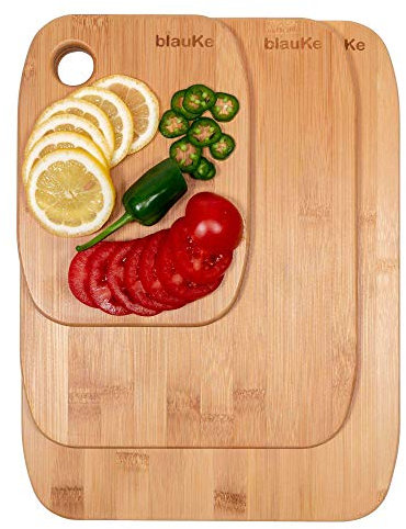 Schneidebrett Set aus Holz – Schneidebretter 3er Set aus Bambus – Holzbrett für die Küche, Brotbrett, Frühstücksbrettchen – Küchenbrett, Servierplatte für Fleisch, Käse, Gemüse, Wurst – BlauKe®