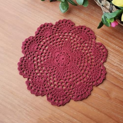 Blausky 6 Stück Runde Bestickte Tischmatte,Häkeldeckchen,Spitzendeckchen Tischset Kleine Häkeln Tischläufer Baumwolle Untersetzer,Tischdecken für Tassen Schalen Teller Vasen Antike,20 cm,Weinrot