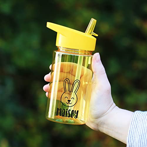 eBuyGB Personalised Water Bottle with Flip Straw for School, Nursery - Reusable BPA Free 440ml Tritan Drinks Travel Bottle Cup for Children, Kids - Any Name (Yellow)