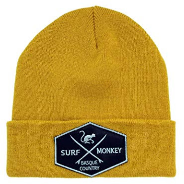 DRESSED IN MUSIC PLAY WITH ME Surf Monkey - Beanie mit Krempe für Männer - brauner Mütze - Original Cuffed Beanie - 100% Weiches Acryl - Patch am Umschlag Surfing The Basque Country (Senf)