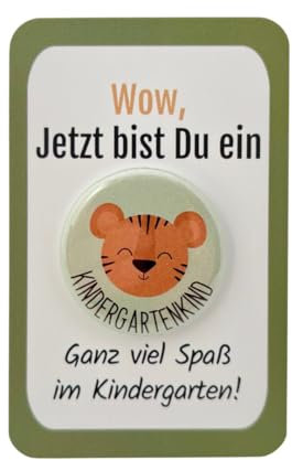 Kindergarten Geschenk Button „Tiger“ mit Karte OHNE Nadel als Set! Kindergartengeschenk für den ersten Tag im Kindergarten, als Kita Starterset oder als Kindergartentüte Füllung - Junge und Mädchen