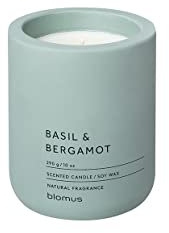 blomus Duftkerze -FRAGA- aus Beton | Farbe Pine Gray | Duft Basil & Bergamot | Ø9 x 11H cm | 100% nachhaltiger Sojawachs