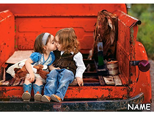 alles-meine.de GmbH Puzzle 500 Teile - First Kiss - inkl. Name - Mädchen küsst Junge - Oldtimer Auto Fahrzeug - kleine Kinder/Hemd Nostalgie Fotografie erster Kuss - verliebt..