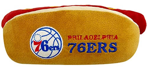 Pets First NBA Philadelphia 76ers Hot Dog Plüsch Hund & Katze Quietschspielzeug – Niedliches Hot-Dog Snack Plüschtier für Hunde & Katzen mit innerem Quietscher & schönem Basketball-Team-Name/Logo
