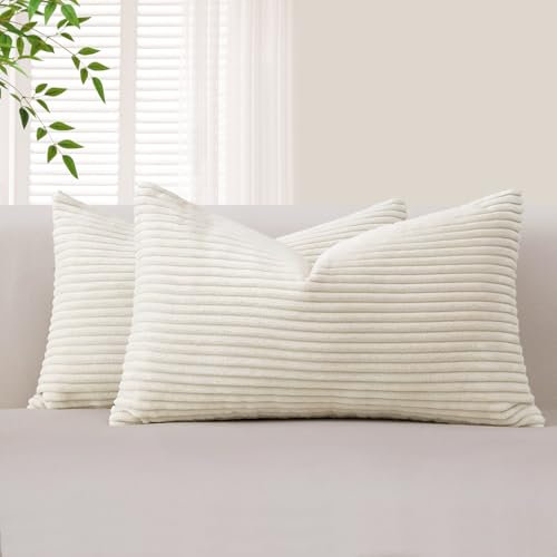 Sungeek 2er Set Kordsamt Kissenbezüge, Dekorativ Zierkissenbezüge Weich Cord Kissenbezug Dekokissen Sofakissen Couchkissen Deko Bezug Kissenhülle für Schlafzimmer Wohnzimmer (30x50cm, Cremeweiß)