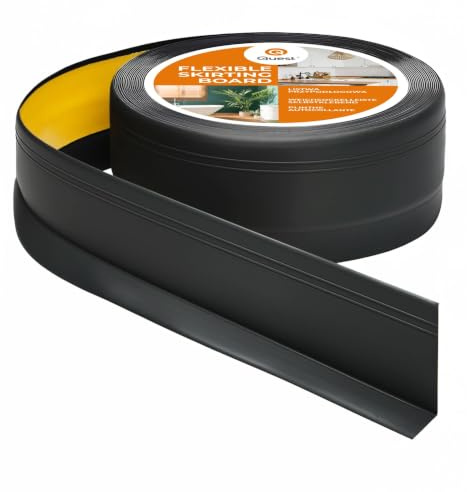 Quest Plinthe Souple en PVC 50 x 20 mm Autoadhésive - Noir, 25 m | Bande de finition en PVC avec fraisages, décorative, résistante aux UV, pour cuisine, salle de bain, mur & sol