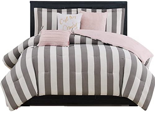Juicy Couture – Bettwäsche-Set | Cabana Streifen Design | Doppelbett | 5-teiliges Set beinhaltet 1 Bettdecke, 1 Kissenbezug und 3 dekorative Kissen | 100% Mikrofaser Polyester | knitterfrei
