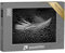 puzzleYOU: Puzzle 2000 Teile „Leichte Feder inmitten von Wassertropfen, schwarz-weiß“ – aus der Puzzle-Kollektion Fotokunst